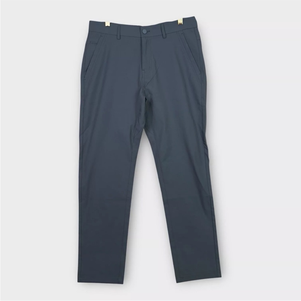 Marcus Pierce Tech Pants Mens 31x28 Gray He Who Is Brave Is Free Never Weared